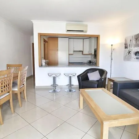 Boa Vista With Sea Views And Shared Pool * Albufeira